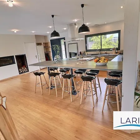 Larimar Villa